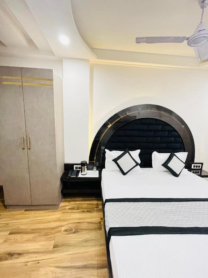 Hotel Red Stone Inn - Near New Delhi Railway Station - Paharganj Екстер'єр фото