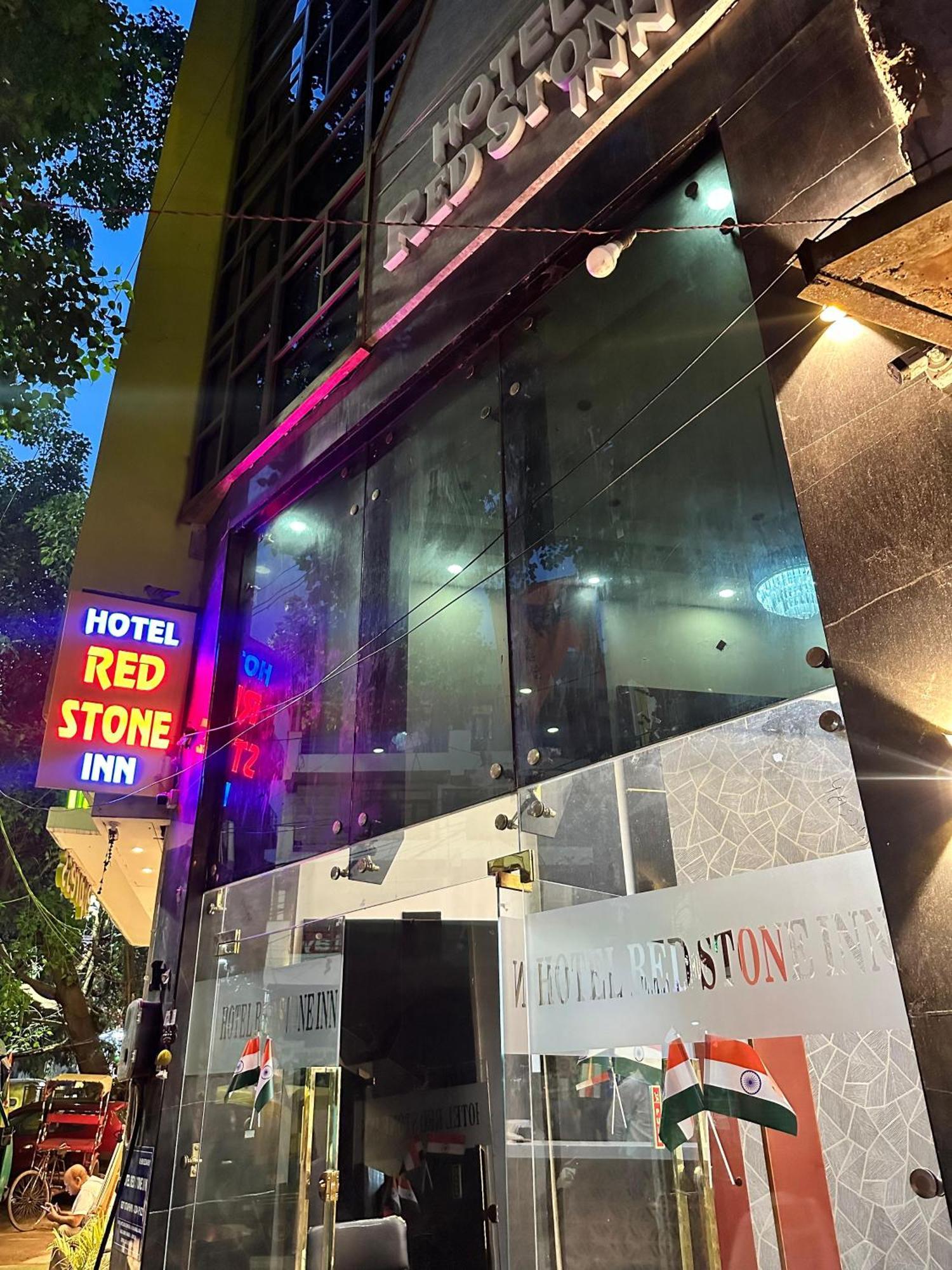 Hotel Red Stone Inn - Near New Delhi Railway Station - Paharganj Екстер'єр фото